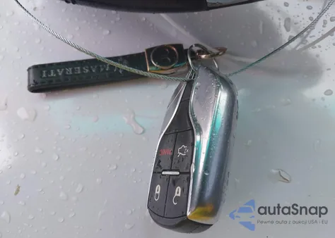 2016 Maserati Ghibli из США, поврежденный, VIN ZAM57XSA8G1171336